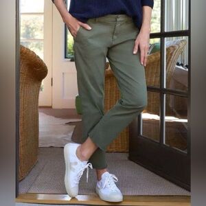 Frank & Eileen Wicklow Raw Hem Cropped Cotton Italian Chinos in Army Size 6